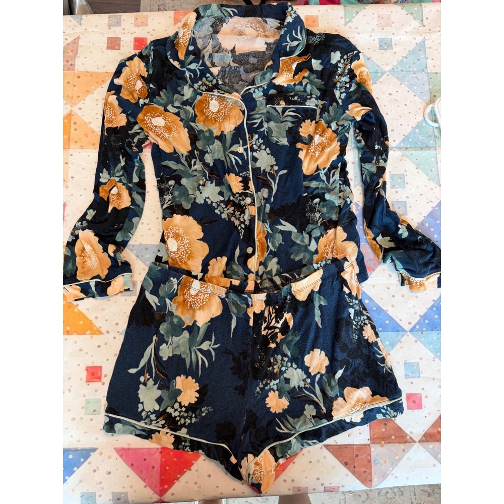 Stars Above Womens Navy Floral Pajama Set Long Sleeve Top and Shorts Medium